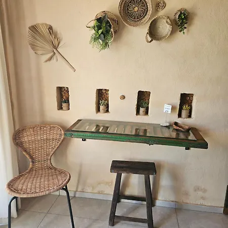 Tramontana Vista Bed & Breakfast 3*