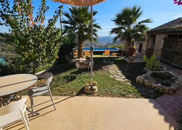 Tramontana Vista Bed & Breakfast 3*